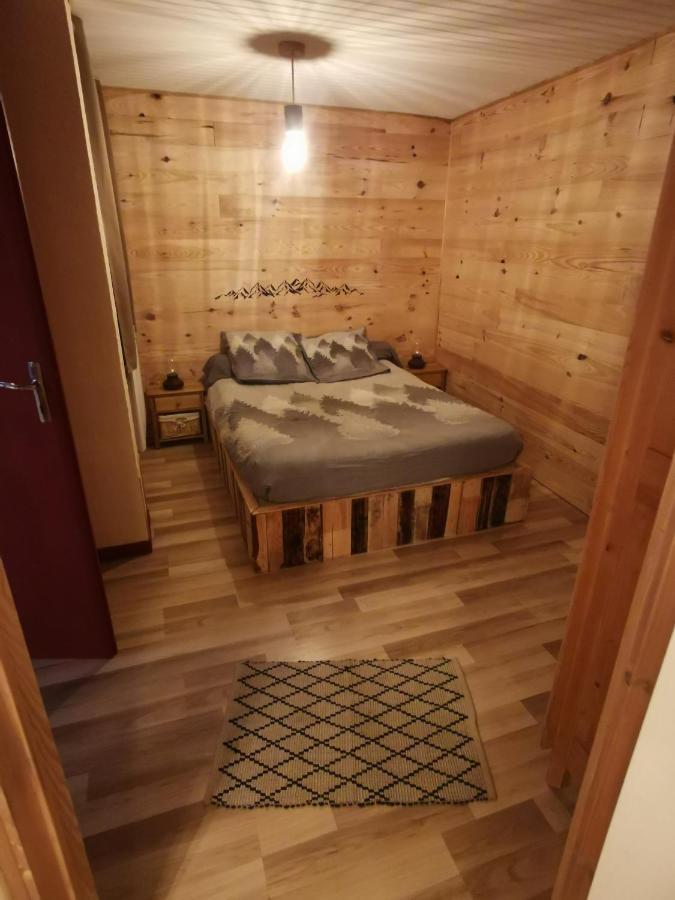 Gite Ha-Py Chalet Campan Kültér fotó