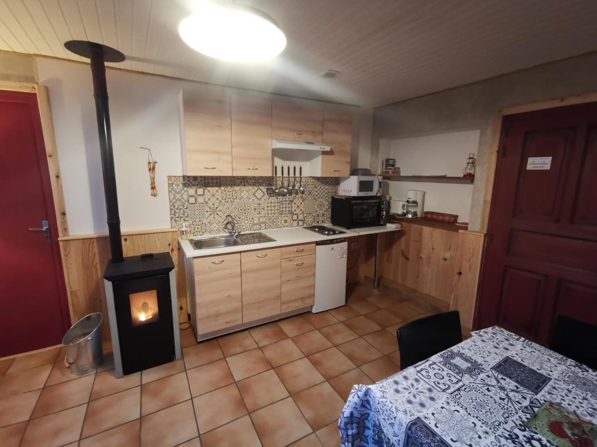 Gite Ha-Py Chalet Campan Kültér fotó