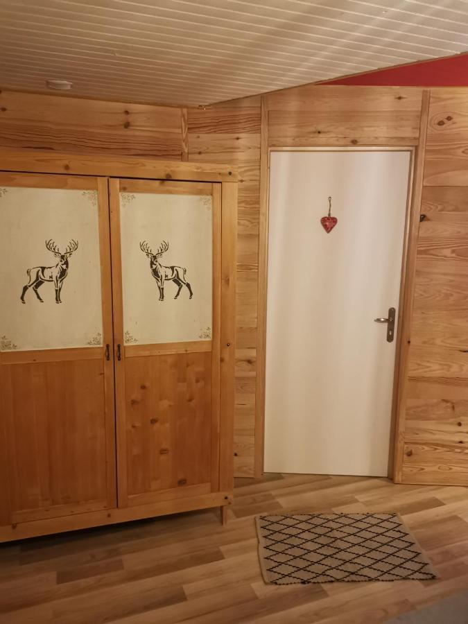 Gite Ha-Py Chalet Campan Kültér fotó