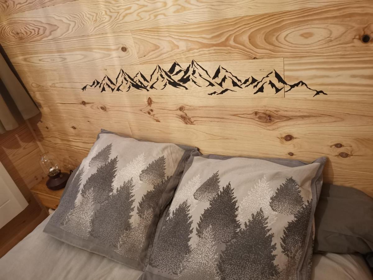 Gite Ha-Py Chalet Campan Kültér fotó