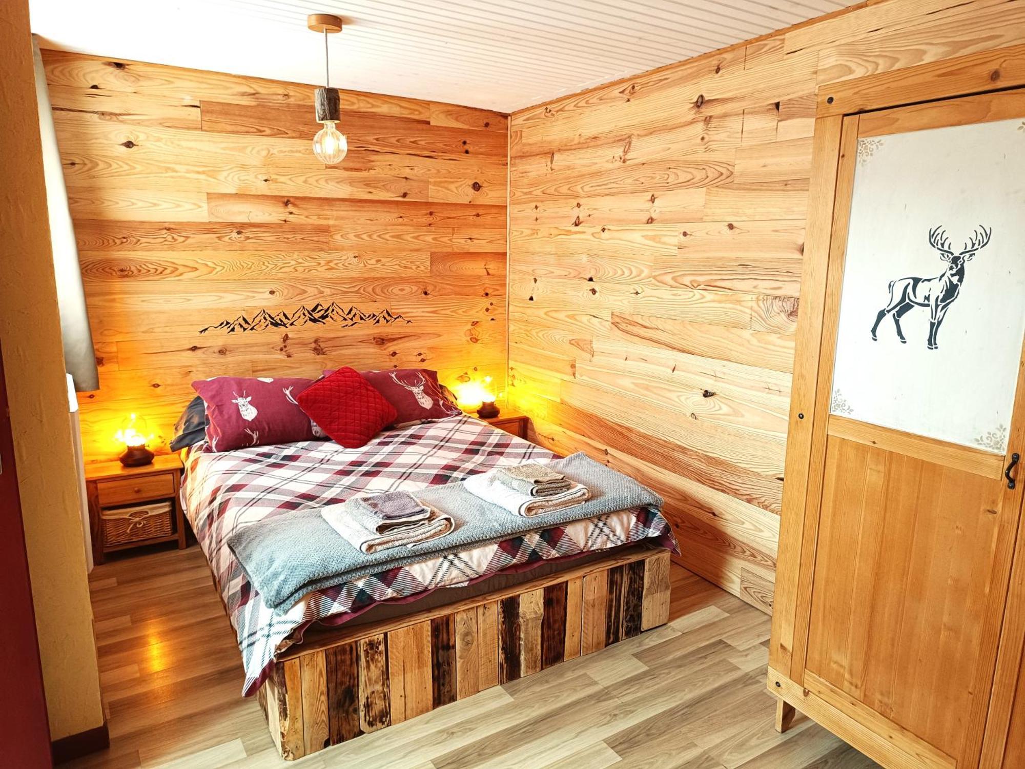 Gite Ha-Py Chalet Campan Kültér fotó